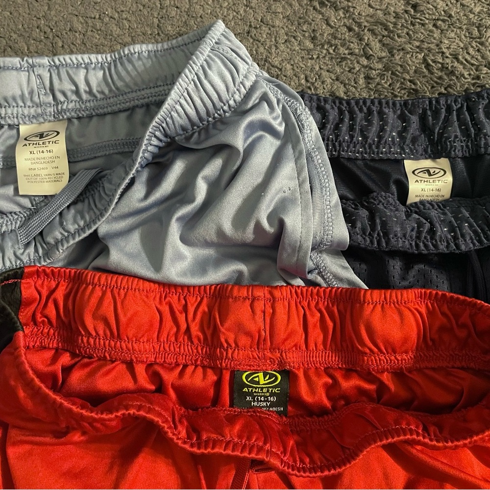 Boys' 3-Pack Elastic Waist Shorts — Red, Light Gray, Navy